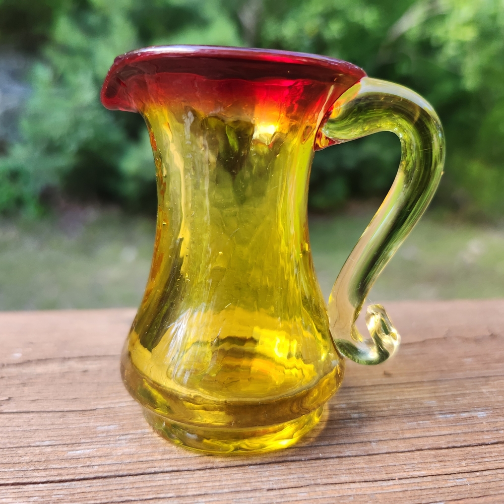 Vintage Pilgrim Amberina Mini Glass Pitcher With Swirl Handle